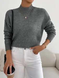 Maglione donna collo alto manica lunga grigio, elegante top in maglia tinta unita.