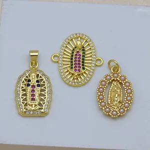 Ciondoli religiosi Vergine Maria placcati in oro 18K con zirconi colorati e perle eleganti