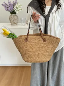 Große elegante Stroh-Einkaufstasche mit Ledergriffen für Strand und täglichen Weg