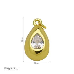 Vue détaillée du pendentif larme en zircon, hauteur 23mm et poids 3,1g.