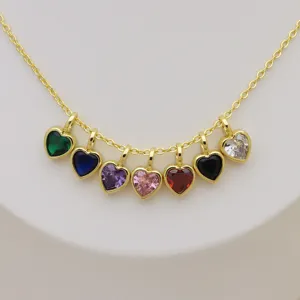 Kleurrijke hart zirkoon 18k vergulde hanger ketting detail opname dames sieraden mode