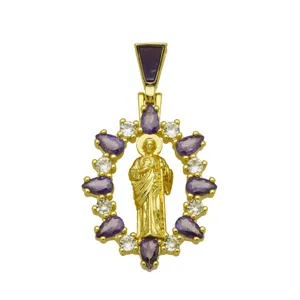 Squisito ciondolo ovale placcato in oro 18k con zirconi viola scintillanti e pietre trasparenti.