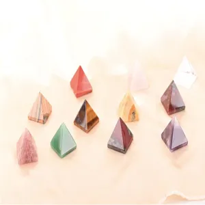 Pyramide en cristal naturel pierre d'agate décoration pour bureau maison ensemble de guérison.