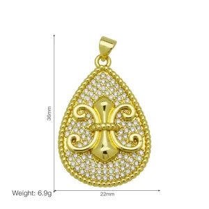 Detail view of 18k gold plated teardrop pendant with dimensions 36x22mm and weight 6.9g.