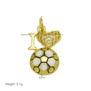 Ciondolo da calcio dorato con cuore e misure precise 23mm x 12mm per appassionati