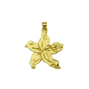Gold flower pendant necklace accessory chic beach ocean style jewelry minimalist design.