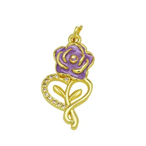 Wunderschöner vergoldeter Anhänger mit violetter Emaile Rose und Herz für Kette als Geschenk.