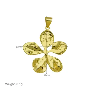 Gold hammered 5-petal flower pendant detail, compact size 37x49mm, premium jewelry accessory.