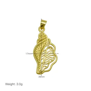 Gold seashell pendant detail view showing dimensions and weight, perfect for summer beach style.
