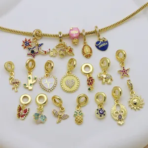 Fashion Copper Rhinestone Enamel Animal Charm Pendant Star Moon Butterfly Flamingo Dangle Charms For Snake Chain Bracelets Necklaces Women Jewelry Accessory DIY