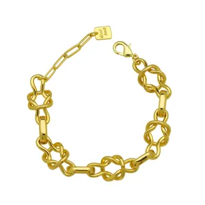 18K gold plated chunky chain bracelet for women, stylish O-shaped link wrist jewelry.