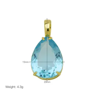 Tropfenförmiger Zirkon Anhänger in 18K vergoldetem Kupfer mit detaillierten Maßangaben.