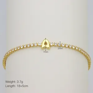 Detail shot of the cute bubble letter A tennis bracelet, gold plated with sparkling zircons.