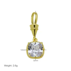 Vergoldeter Messing Zirkonia Anhänger Schmuck Detailansicht mit genauen Maßen und Gewicht.