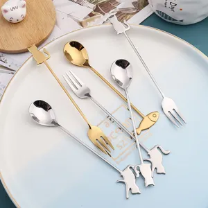 Leuke kat roestvrijstalen lepel en vork set, creatief bestek voor koffie en dessert.