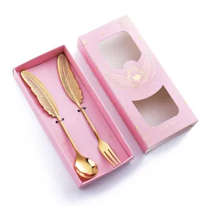 Coffret cadeau cuillère et fourchette en acier inoxydable doré, vaisselle élégante.