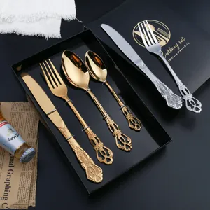 Coffret de couverts de luxe en acier inoxydable avec relief vintage, ensemble de table élégant.