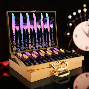 Ensemble de couverts de table en acier inoxydable arc-en-ciel avec belle boîte cadeau