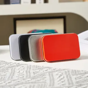 Rechteckige matte Blechdose Mini Metall Aufbewahrungsbox fuer Schmuck Haarnadeln und Spielkarten.