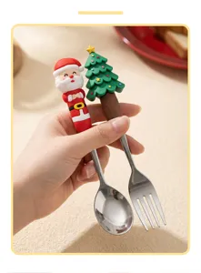 Set cucchiaio e forchetta di Natale con manici in silicone carini per la festa.