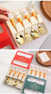 Set regalo cucchiaio forchetta in acciaio inox con coniglio carota design elegante