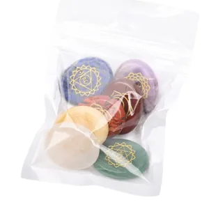 Natürliche Edelstein Chakra Steine 7er Set gravierte Kristall Handschteine für Yoga Meditation