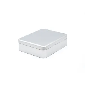 Silberne rechteckige Metall-Dose Aufbewahrungsbox fuer Geschenke und kleine Gegenstaende.
