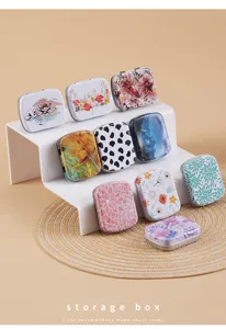 Scatola portaoggetti in metallo floreale creativa con coperchio per piccoli oggetti e caramelle.