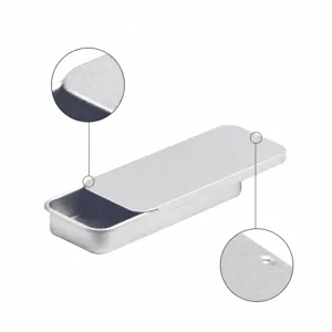 Zilveren metalen schuifdoos voor vaste balsem, pillen en opslag van kleine alledaagse voorwerpen.