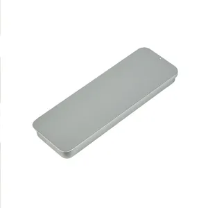 Scatola di stoccaggio in metallo portatile, design rettangolare compatto con finitura argento opaco.