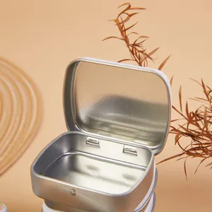 Mini Blechdose Aufbewahrungsbox Detail, offener Metallbehälter für Schmuck und Süßigkeiten.