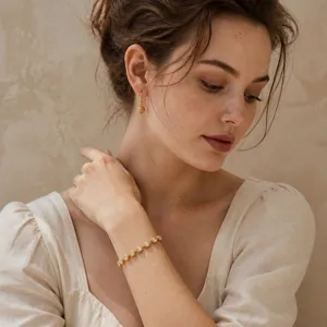 Lujo Ligero 304 Acero Inoxidable Corazón Strass Cadena Pulsera 18k Chapado en Oro Mujeres Moda Joyería Regalo