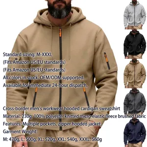 Vista dettagliata della felpa pesante in pile con cappuccio e zip da uomo con tasche