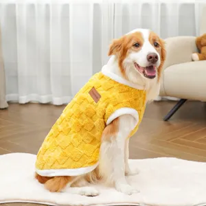 Vestiti caldi in peluche per cani medi e grandi, gilet invernale in pile giallo.