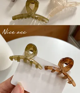 Mini translucent hair claw clips set cute geometric hair accessories for women and girls daily.