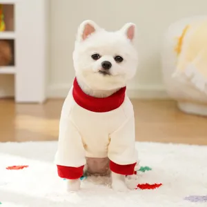 Cute pet fleece sweater detail showcasing warm color-blocking design and cozy fabric for dogs and cats.