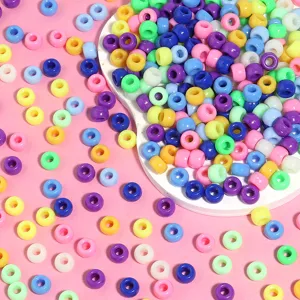 Perles en acrylique colorées macaron, parfaites pour la fabrication de bijoux DIY et chaînes.