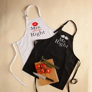 Ensemble de tabliers de cuisine pour couple avec impression Mr et Mrs, idéal pour cuisiner.
