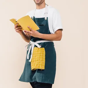 Cotton linen casual apron with pockets and adjustable straps for kitchen cooking work.