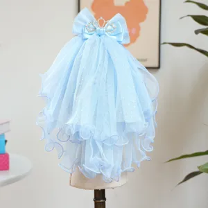 Voile de mariage mignon pour animaux en bleu avec couronne et nœud pour chats et chiens.