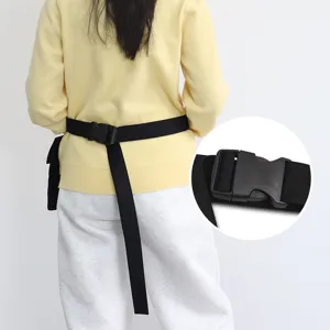 Marsupio casual versatile con tasca per cellulare e fibbia robusta ideale per uso quotidiano.