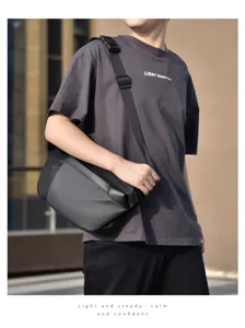 Herren Umhängetasche Brusttasche, leichte lässige funktionale Schultertasche für Herren.