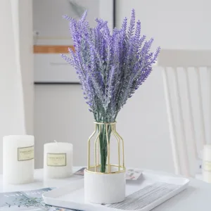 Bouquet di Fiori di Lavanda Artificiali Piante Finte Floccate Fiori di Seta per Matrimonio Decorazioni per la Casa