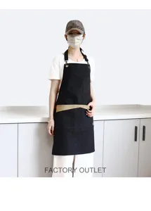 Tablier en toile bicolore avec tour de cou pour cuisine, café et salon professionnel.