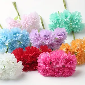Kunstliche Nelken Blumenstrauß bunte DIY Hochzeit Heimparty Dekoration Detail Ansicht