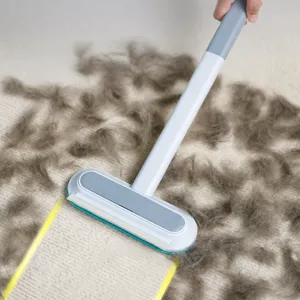 Pet hair removal brush for dogs and cats, wet and dry dual use multifunctional cleaning tool.