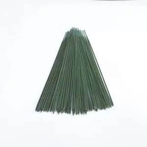 Tallos de flores verdes de alambre para flores artificiales, jabón y decoración de bodas.