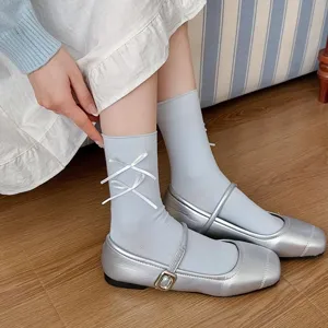 Koreaanse stijl blauwe dames sokken met witte strikken, vintage katoen comfortabel chic.