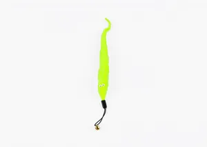 Testa di ricambio per giocattolo gatto bruco verde soffice con una piccola campanella dorata.