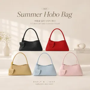 Vue détaillée du sac hobo minimaliste pour femmes, design uni chic, élégant sac à l'épaule.